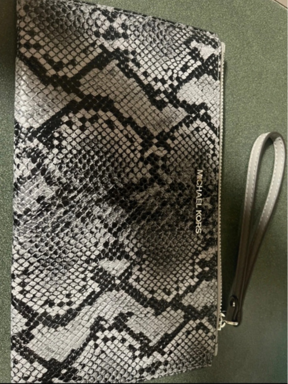 Michale Kors Snakeskin Print Wristlet Clutch